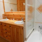 Apartament Rhodonite 33 By Interhome